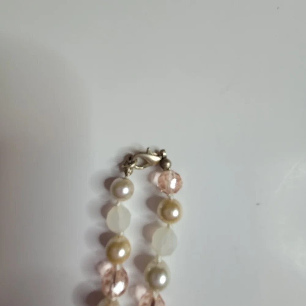 Pink and White Long Beaded Necklace - Picture 4 of 6